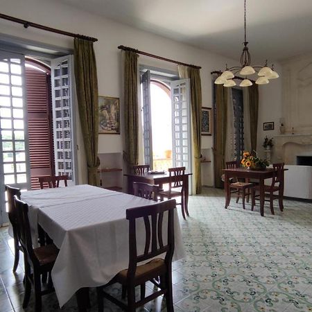 Casa Resci - Dimora Del 1884 Bed and Breakfast Tricase Buitenkant foto