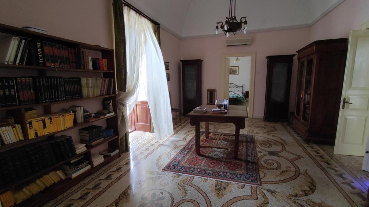 Casa Resci - Dimora Del 1884 Bed and Breakfast Tricase Buitenkant foto