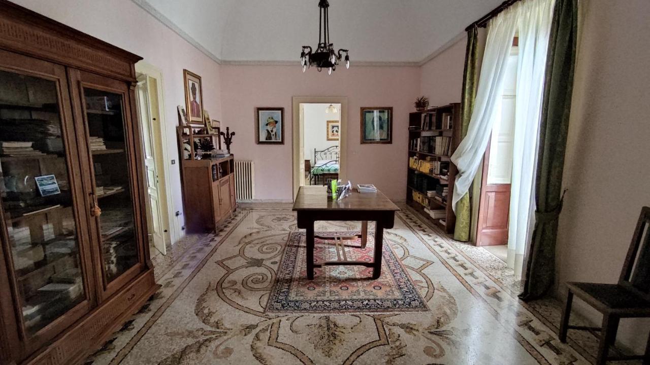 Casa Resci - Dimora Del 1884 Bed and Breakfast Tricase Buitenkant foto