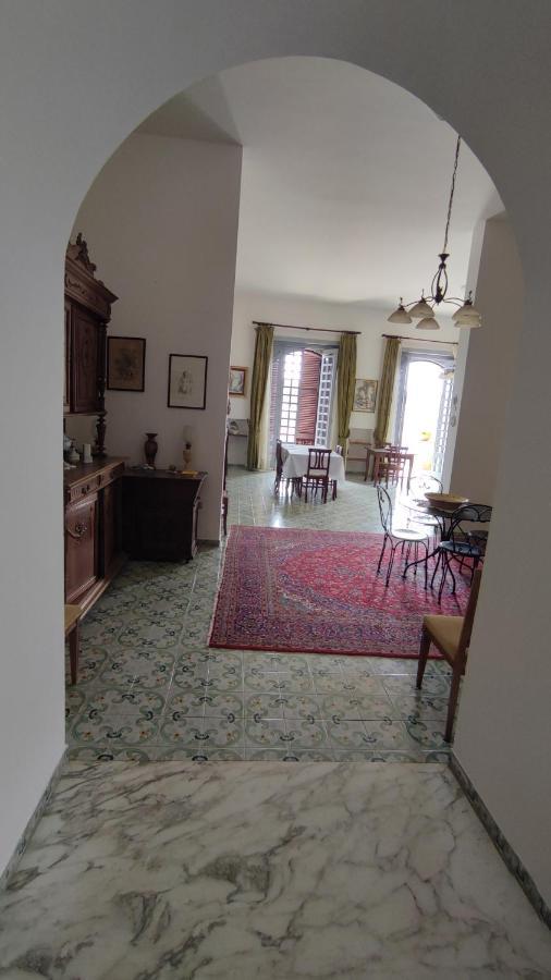 Casa Resci - Dimora Del 1884 Bed and Breakfast Tricase Buitenkant foto